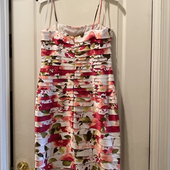 DressBarn Spaghetti Strap Floral Design Dress - Picture 4 of 8